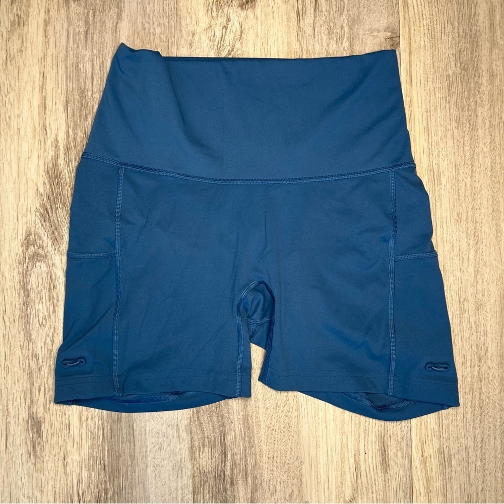 Gymshark Women's Blue High-Waisted Shorts Size Small - Picture 3 of 10